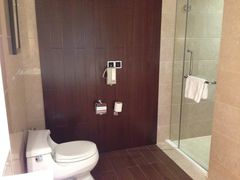 -上海中航虹桥机场泊悦酒店