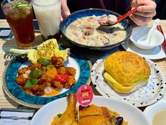 -滋味满屋美食坊(上海街店)