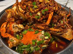 -凤凰路何眼镜香辣蟹(花果园店)