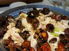 -小鱼小牛·鱼牛干锅·脆鱼火锅(世欧广场店)