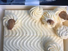 老奶油小方-昆明冠生园·蛋糕·面包(南强街店)