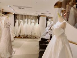 点击看大图 -GRACE KELLY婚纱与礼服(北京店)