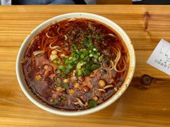 -秦云老太婆摊摊面(蓝光锦绣店)