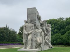 -上海市龙华烈士陵园