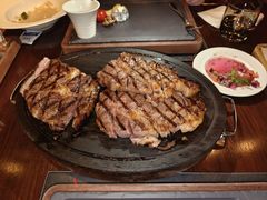 -恰餐厅及酒吧 CHAR Bar & Grill (北京丽都皇冠假日店)