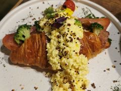 -HIGH FIVE哈福手工汉堡(桂林路店)