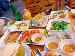 -两兄弟Song Pee Nong(2号店)