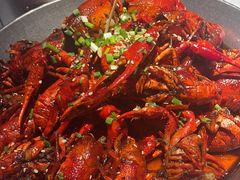-巴厘龙虾·榜首油焖大虾(音乐学院·沿江酒馆店)