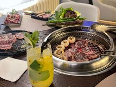 招牌LA牛仔骨-义气烤肉餐吧(大族广场店)