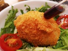 酥炸猪肉裹温泉蛋-胜博殿日式炸猪排(西红门店)