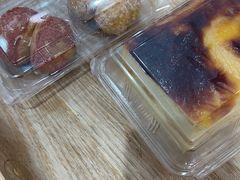 红丝绒泡芙-糕材生•糕点•生日蛋糕(兴华街店)