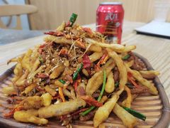 干煸牛肉藕丝-江城燕子大排档(江汉路步行街店)