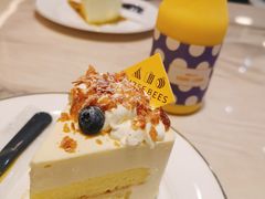 榴莲暴风雨-三只蜜蜂蛋糕(东城店)