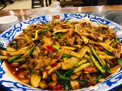 -江湖黑大兔(杨家坪店)