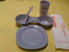 餐具套-羊家胡同·龙虾烧烤火锅(龙汇路店)