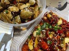 -捌贰虾蟹·江湖菜馆(江汉路店)