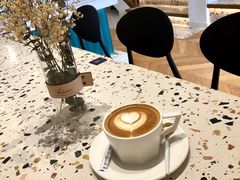 -Hello Peach 蜜桃创意西餐厅(南浔广弘酒店广场店)