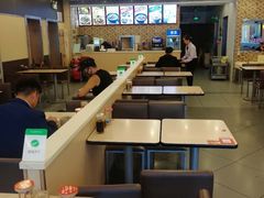-李先生牛肉面大王(上海站南广场店)