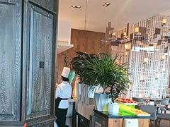 -松咖啡自助餐厅·松北香格里拉