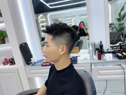 -尤司男士国潮理发馆