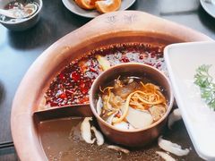 -滇釜火锅·能喝汤的火锅(车公庄店)