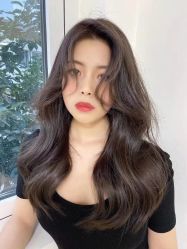 -Tloml salon