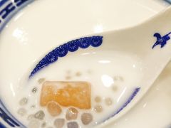 -赵记传承特色牛奶甜品(泉城广场店)