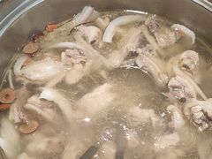 -三个椰子·现砍椰子鸡(金源CBD店)