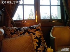 窗景-LONG BAR 廊吧(外滩华尔道夫酒店)