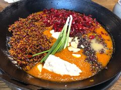 -周幺妹重庆老火锅(银泰城总店)