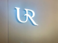 -URBAN REVIVO(上海中庚漫游城店)
