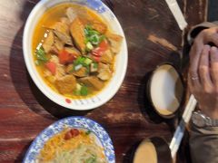 -蓝田九大碗民俗食府(蓝田店)