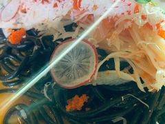 阿拉斯加蟹肉配海胆酱墨鱼汁意面-CHILLAX轻乐时(侨建·Hi City店)