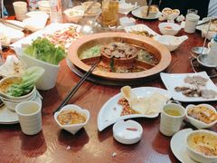 -清真·田园居家酸菜牛肉烤火锅(凤霞路店)