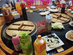 -人民公社铁锅炖·东北菜(卫国道店)
