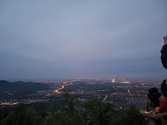 -鬼笑石后山停车场