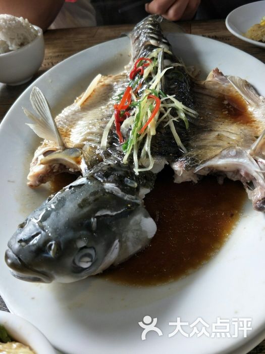 湘里土菜清蒸皖鱼图片 - 第5张