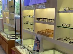 -光明眼镜·蔡司授权(徐泾店)