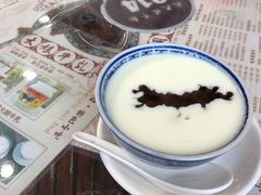 -周大娘牛乳(旧寨古村总店)
