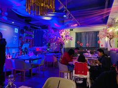 -樱花里音乐餐吧·牛扒椰子鸡(东圃店)