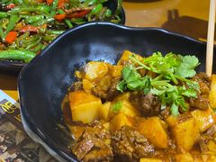 米凉粉烧牛肉-花鸟鱼私家小厨(文殊院店)