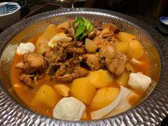 沙湾原始大盘鸡-丝路金桃·新疆菜(徐汇店)