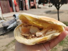 -老潼关港口肉夹馍(秦东店)