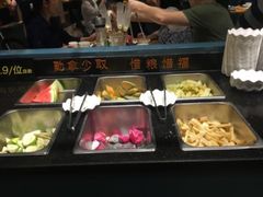 -小鱼小牛·鱼牛干锅·脆鱼火锅(世欧广场店)