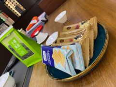 -小罐茶(广百百货中怡店)