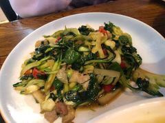 -爱啤精酿·民谣酒馆(滨江店)