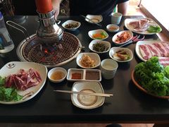 -牛信亭韩国料理·炭火烤肉(紫藤路店)