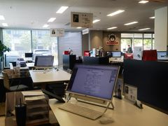 -深圳锦龙奥迪4S店(前海店)