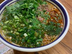 -云阿蛮云南生烫牛肉米线(奉贤路店)