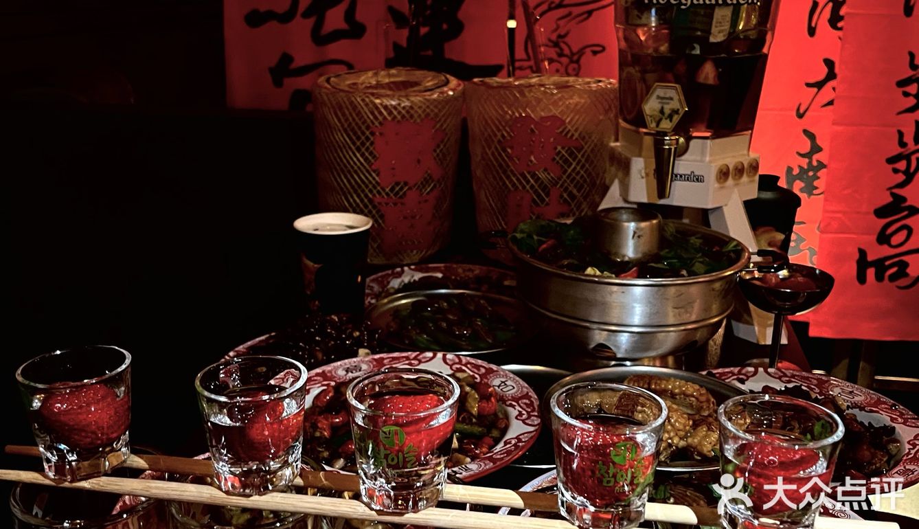 在沈阳展览馆…有的门千万不要随便进……